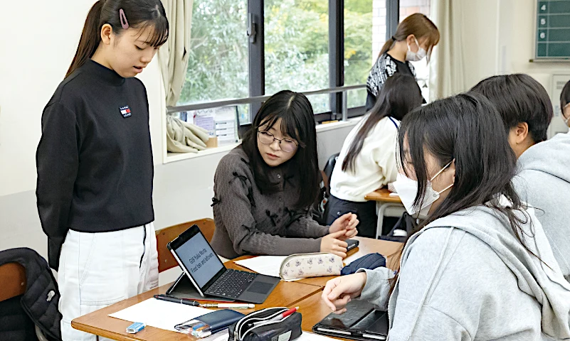 2年次、3年次にTOEICを受験し、将来に役立つ英語力を育成!