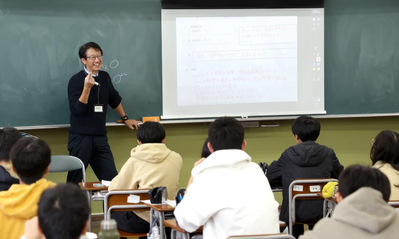 師弟の垣根を越えた信頼関係が生徒たちの学ぶ意欲を向上させる