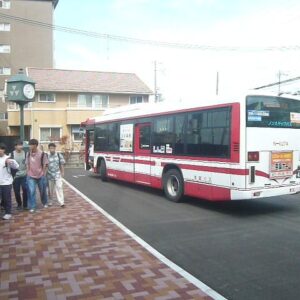 バス降り場も整備されています