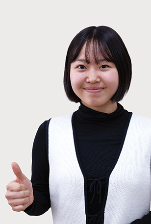 「やってみる」の精神で<br>コミュニケーションを実践 国際交流 大村 奈緒子