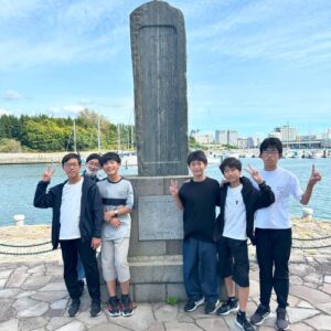 新島襄海外渡航の地碑にて
