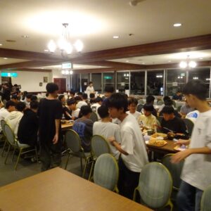 夕食の様子②